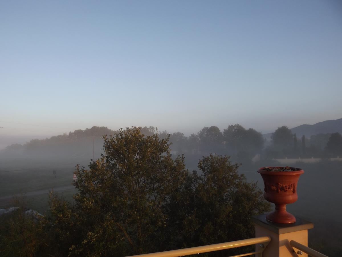 Tenuta I Lecci Terranuova Bracciolini Luaran gambar